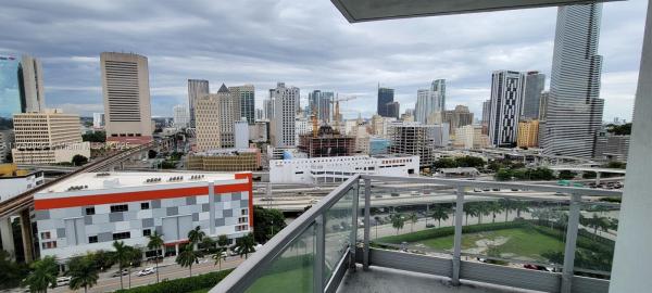 90 SW 3RD ST #1805, MIAMI, FL 33130