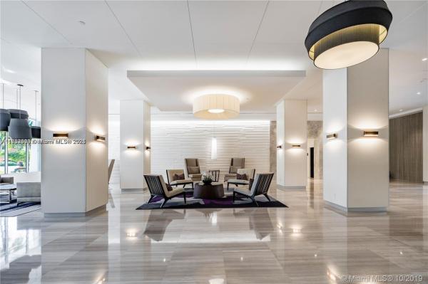 100 BAYVIEW DR #1811, SUNNY ISLES BEACH, FL 33160