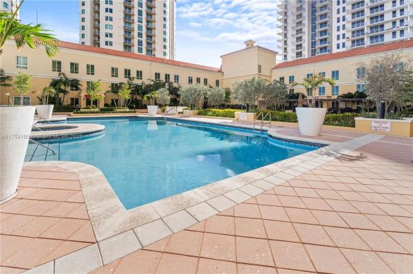 TOSCANO CONDO