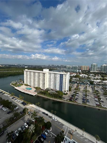 500 BAYVIEW DR #PH27, SUNNY ISLES BEACH, FL 33160