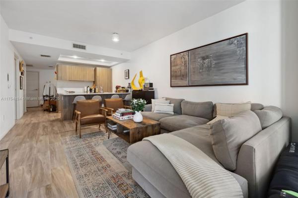 801 S MIAMI AVE #2007, MIAMI, FL 33130