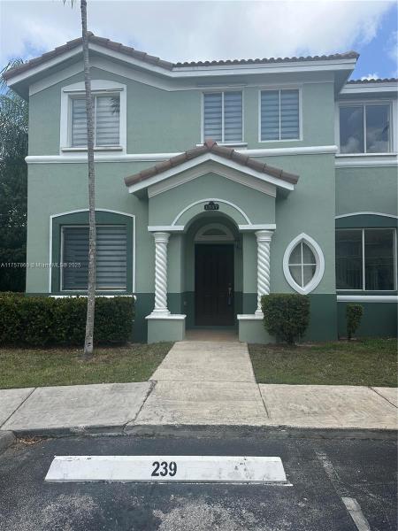 SHOMA TOWNHOMES AT KEYSCO