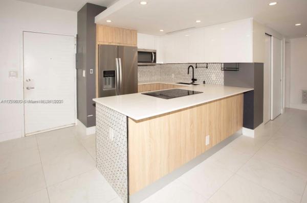 PARKVIEW POINT CONDO