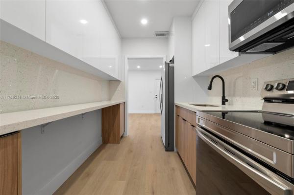 DOUGLAS 7TH COMML CENTER