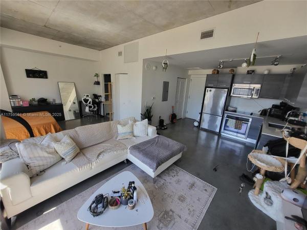 151 SE 1ST ST #1705, MIAMI, FL 33131