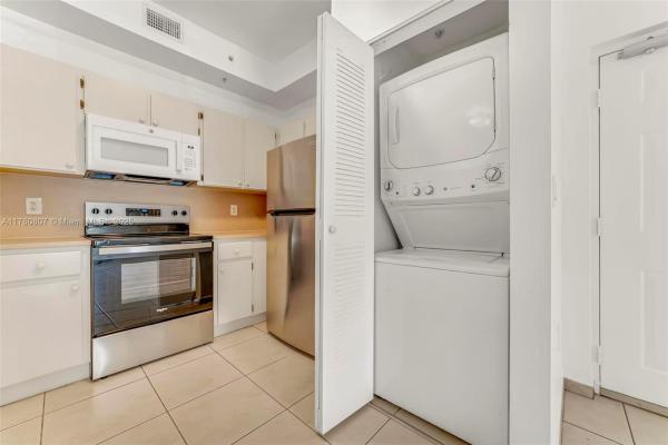 PALM GARDENS AT DORAL CON