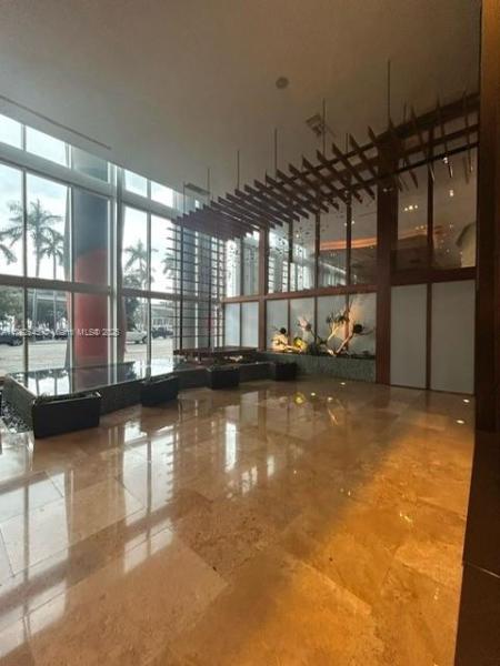 50 BISCAYNE CONDO