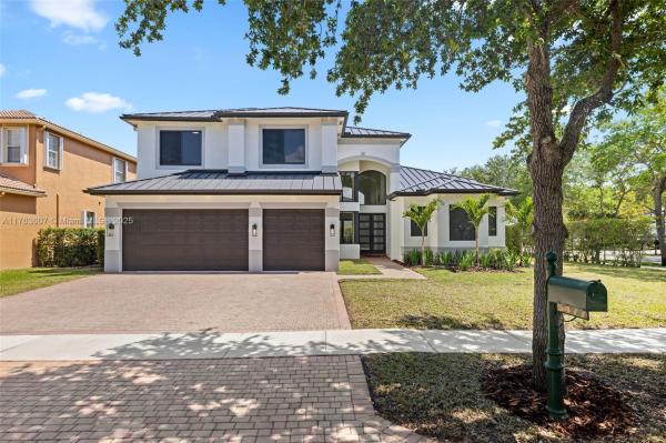 SUNSET LAKES PLAT THREE