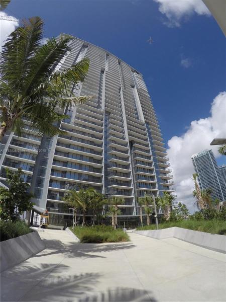 88 SW 7TH ST #2206, MIAMI, FL 33130