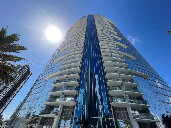 851 NE 1ST AVE #1112, MIAMI, FL 33132