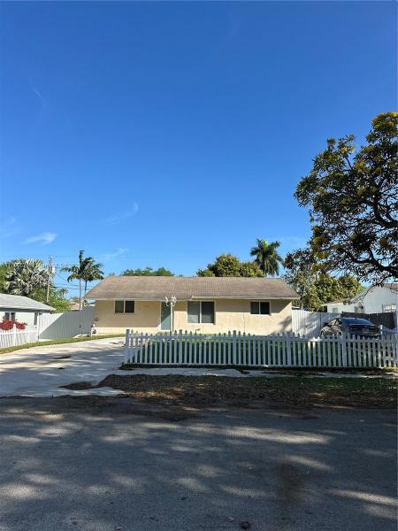 HOLLYWOOD BEACH HEIGHTS S