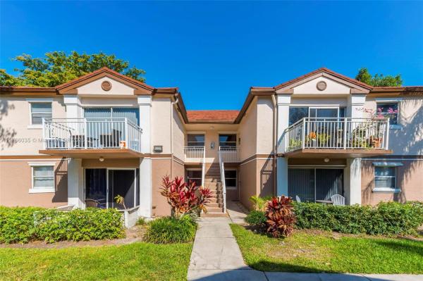 CLUB QUARTERS AT RAINTREE