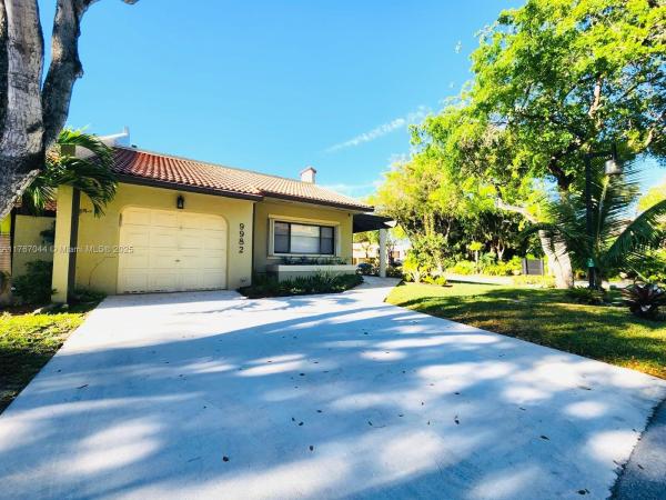 COSTA DEL SOL CONDO V