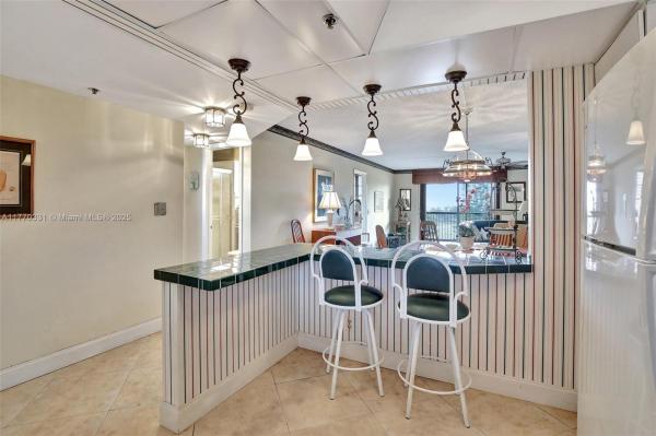 ROLLING HILLS GOLF AND TE