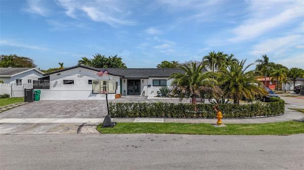 KENDALL SUNSET HOMES