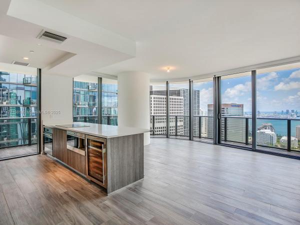 801 S MIAMI AVE #3905, MIAMI, FL 33130
