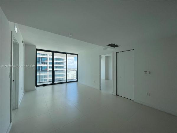 1300 S MIAMI AVE #2009, MIAMI, FL 33131