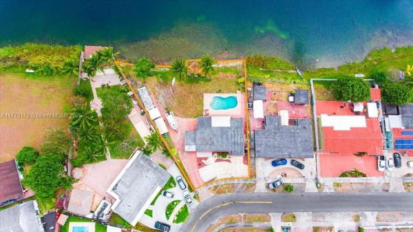 MIAMI GARDENS MANOR SEC 4