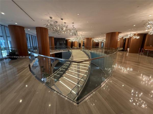 488 NE 18TH ST #4400, MIAMI, FL 33132