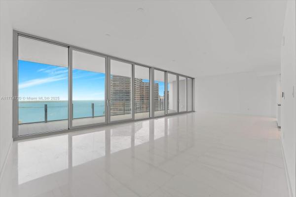 300 BISCAYNE BOULEVARD WAY #4302, MIAMI, FL 33131