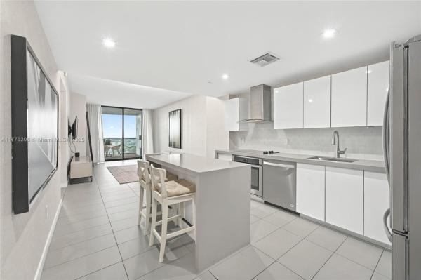 1600 NE 1ST AVE #2811, MIAMI, FL 33132