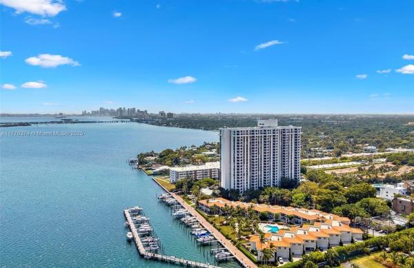 THE TOWERS OF QUAYSIDE CO