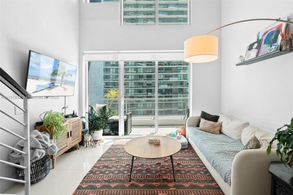 INFINITY AT BRICKELL COND