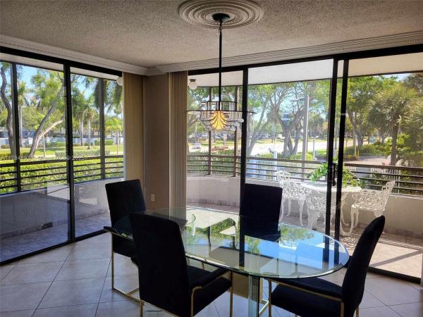 SHERIDAN BY THE BEACH