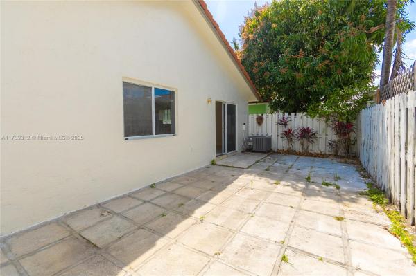 SO MIAMI HEIGHTS ADDN D