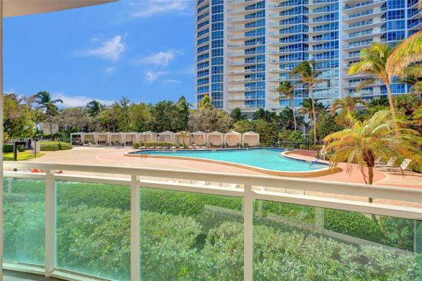 3001 S OCEAN DR #115, HOLLYWOOD, FL 33019