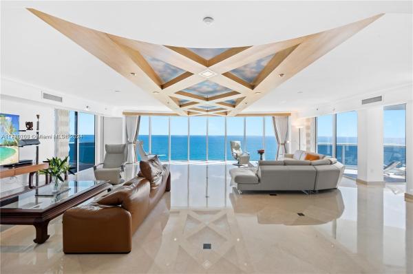 18911 COLLINS AVE #2601, SUNNY ISLES BEACH, FL 33160
