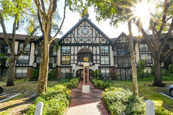 INTERNATIONAL VILLAGE