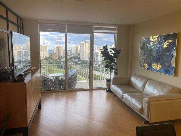 19501 W COUNTRY CLUB DR #2515, AVENTURA, FL 33180
