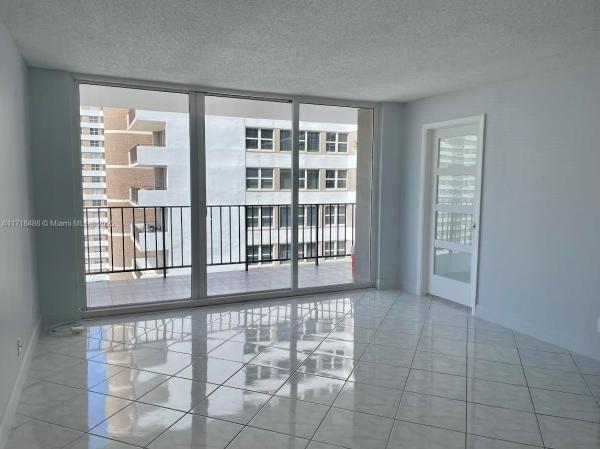 2030 S OCEAN DR #1205, HALLANDALE BEACH, FL 33009