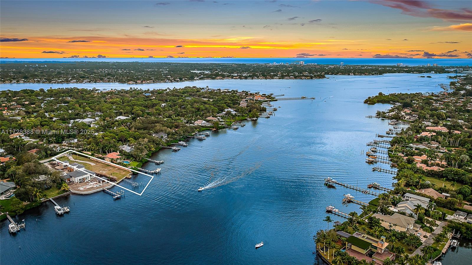 Pennock Point - фото