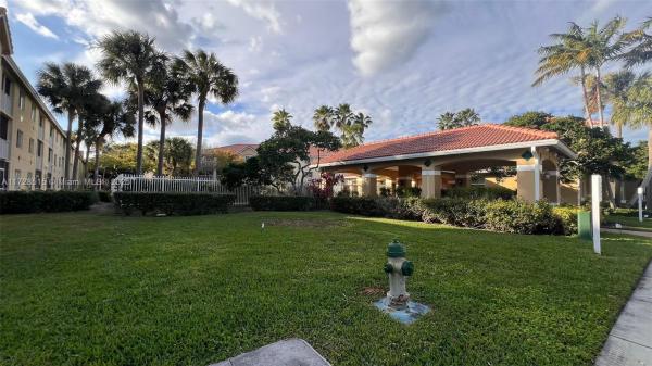 PINEHURST CLUB CONDO