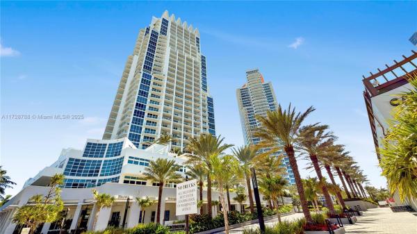 CONTINUUM ON SOUTH BEACH