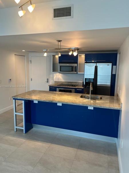 LATITUDE ON THE RIVER COND