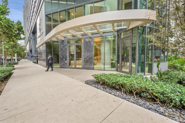1000 BRICKELL PLZ #3914, MIAMI, FL 33131