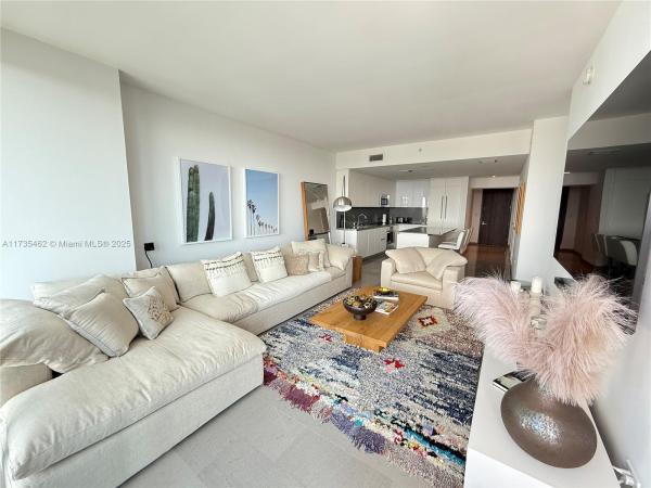 88 SW 7TH ST #3406, MIAMI, FL 33130