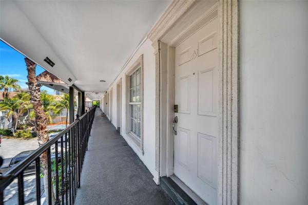 VIRGINIA POINTE CONDO