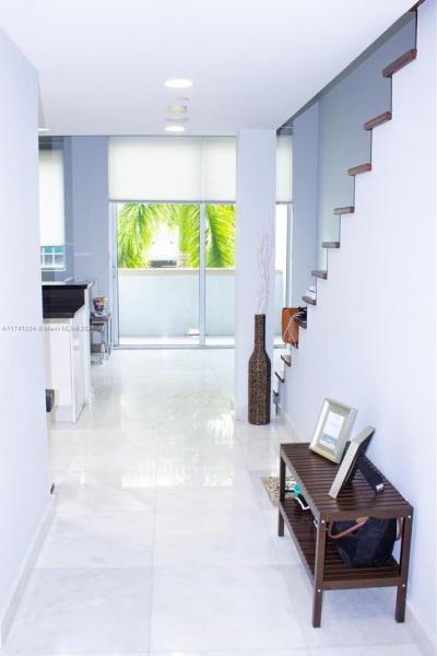 1060 BRICKELL AVE #211, MIAMI, FL 33131