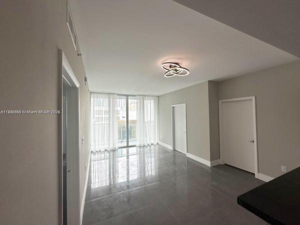 253 NE 2ND ST #510, MIAMI, FL 33132