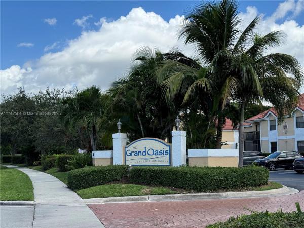 GRAND OASIS CONDO