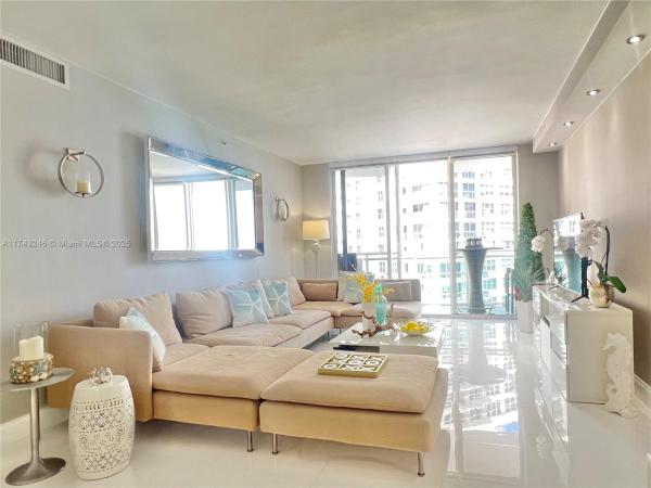 3001 S OCEAN DR #1045, HOLLYWOOD, FL 33019