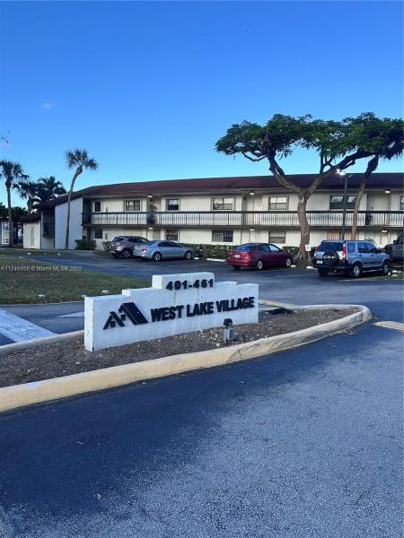 WEST LAKE VILLAGE CONDO