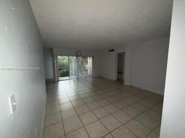 DADELAND GROVE CONDO