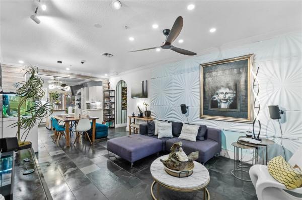 LAS BRISAS AT DORAL CONDO