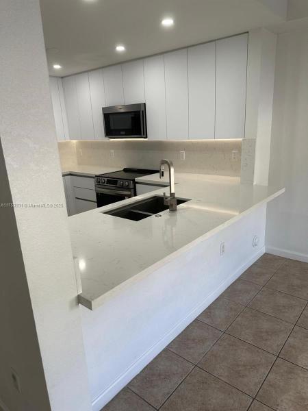 PROMENADE SHORES AT DORAL