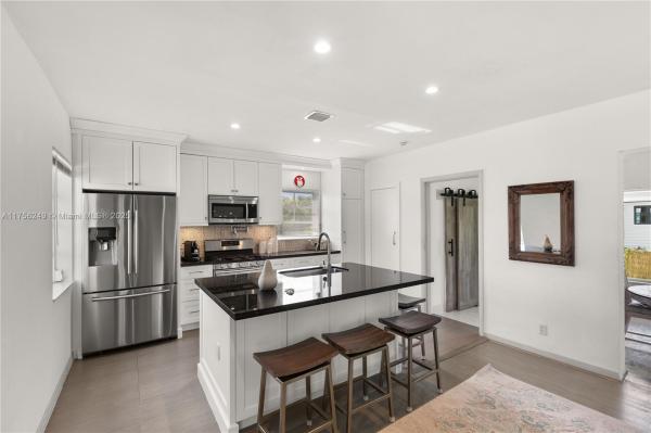 CORAL WAY VILLAGE SEC A P